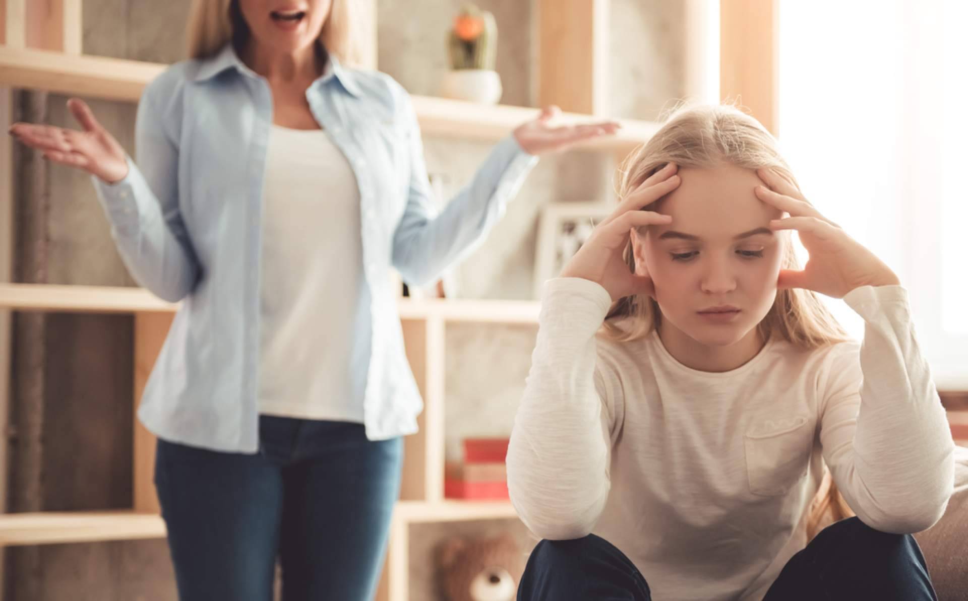 Por qué los adolescentes mienten, herramientas educativas para reforzar la confianza en la familia