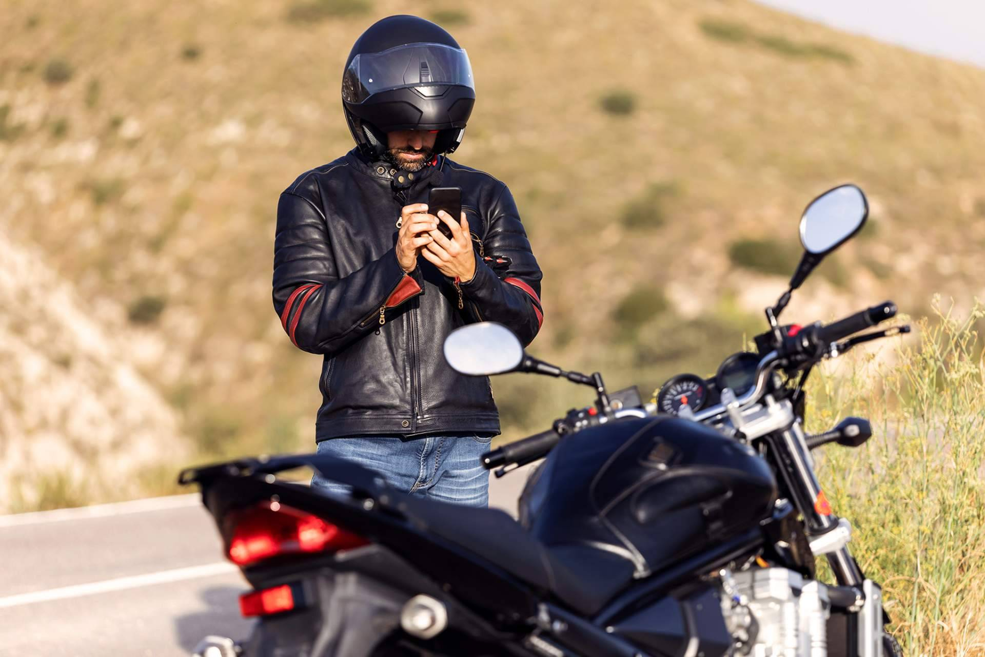 ¿Qué compañía tiene mejor atención al cliente en seguros de moto?
