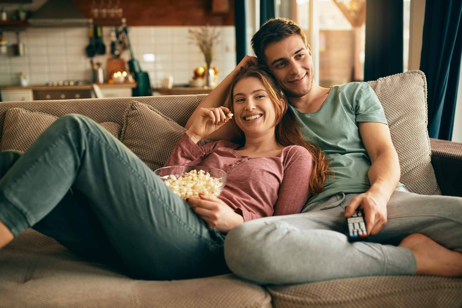 Ventajas de comprar sofás online; variedad, comodidad y ahorro