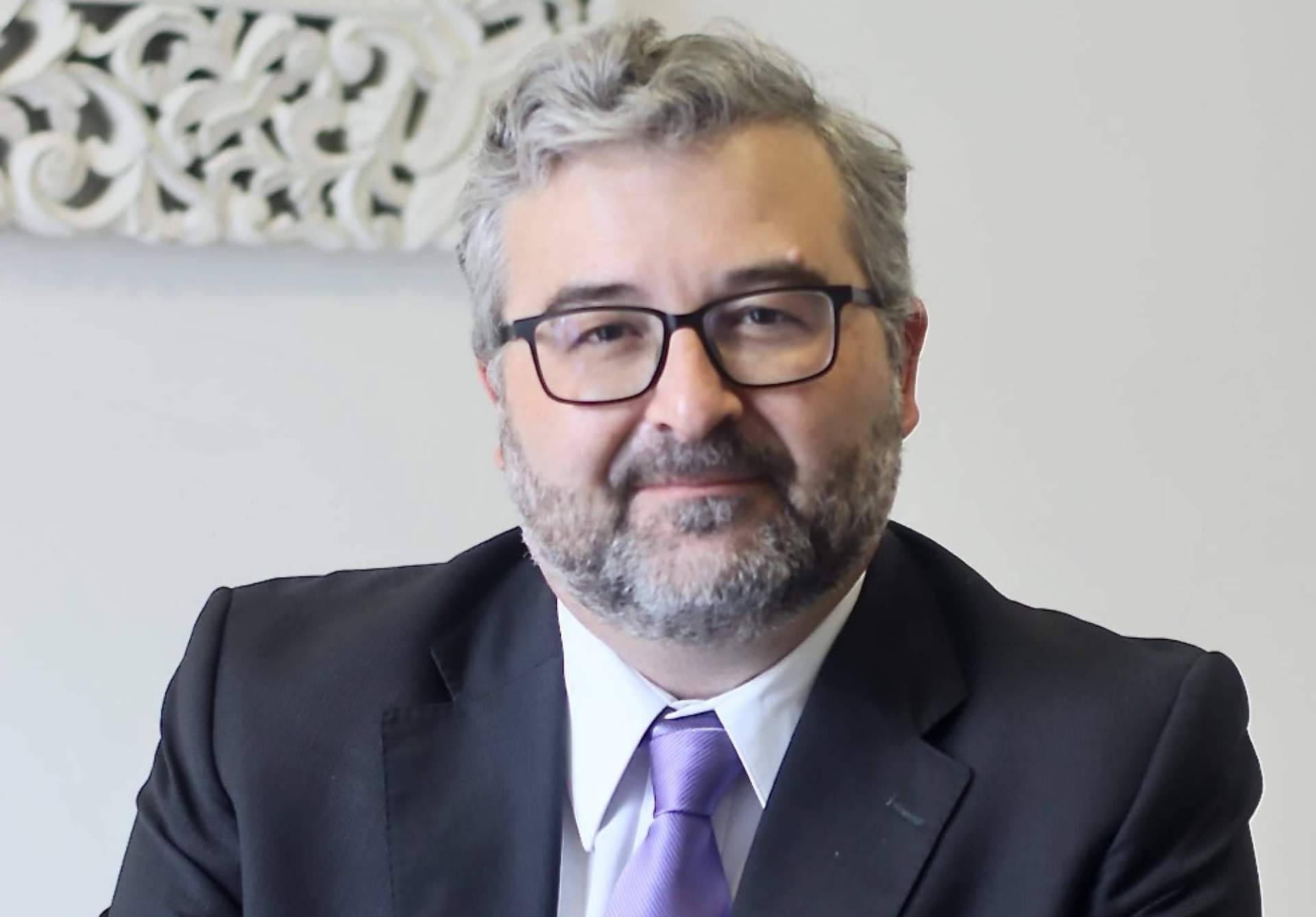 Estradé Law Firm consolida su actividad en derecho penal, mercantil y justicia social global