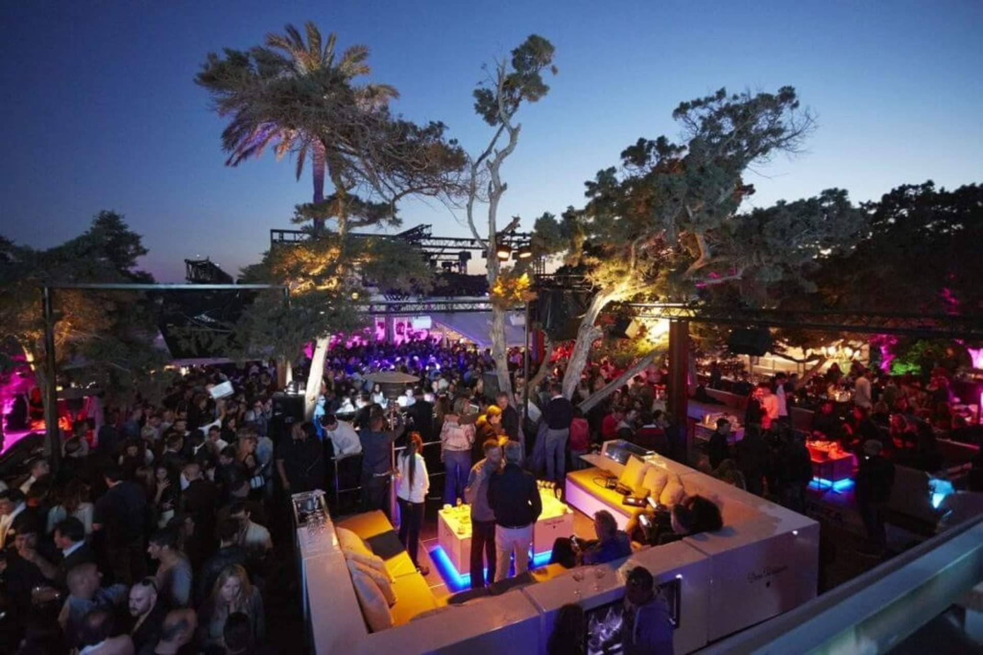 Ibiza abre sus beach clubs y anticipa un gran verano