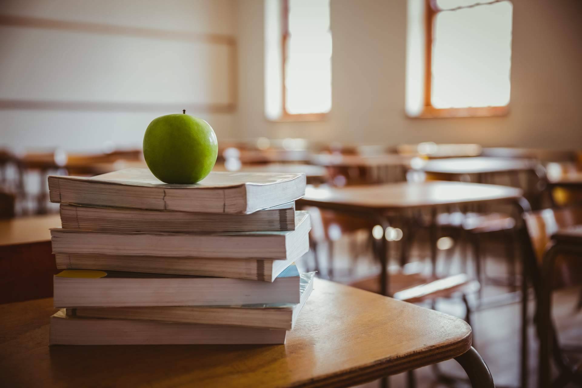 El sistema de las PEC en la universidad obliga a los alumnos a buscar apoyo externo para no suspender el grado