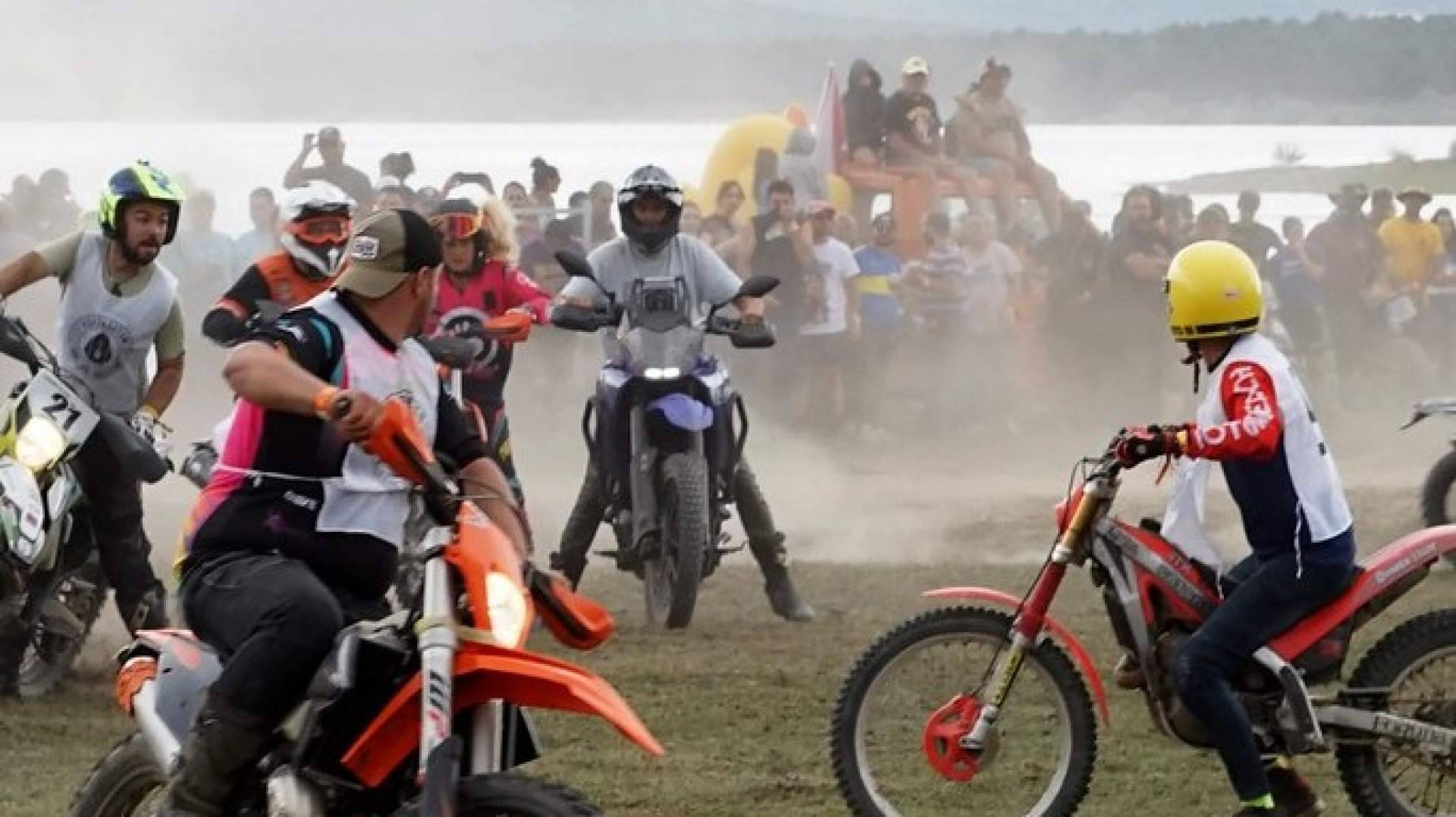 La gran cita del motor y la música en plena naturaleza regresa con Motorbeach Festival 2026