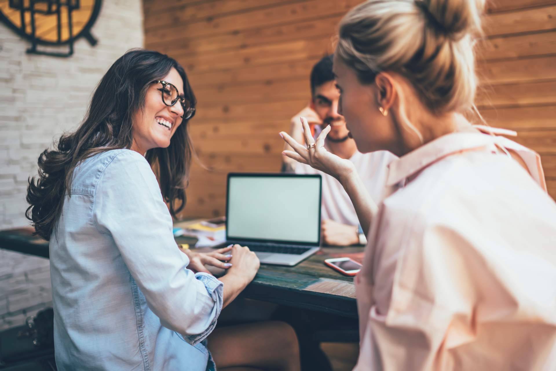 Criterio, debate y choque de ideas, el exigente filtro de ESIE para confeccionar la clase del MBA