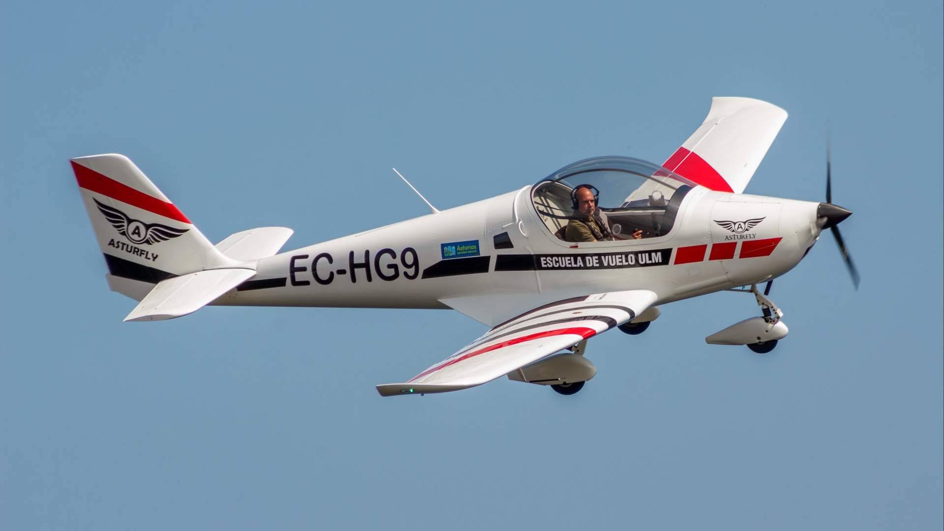 Así es 'Piloto por un día', la experiencia de pilotar un avión por primera vez