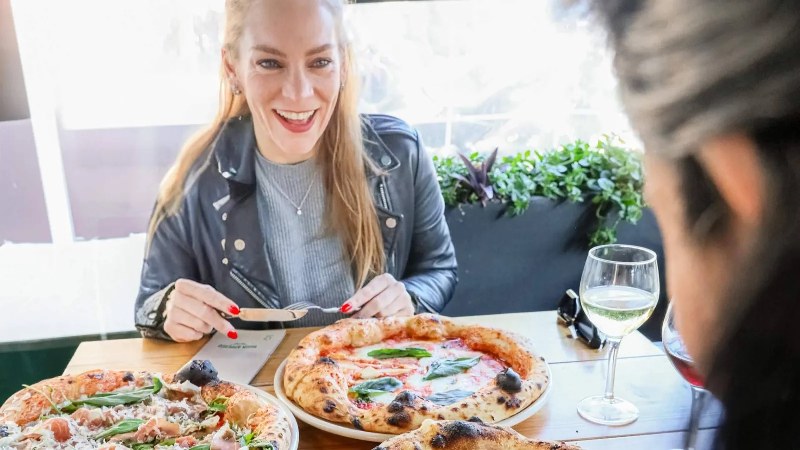 Marketing gastronómico antes de septiembre; aperturas, SEO local y estrategia digital para restaurantes