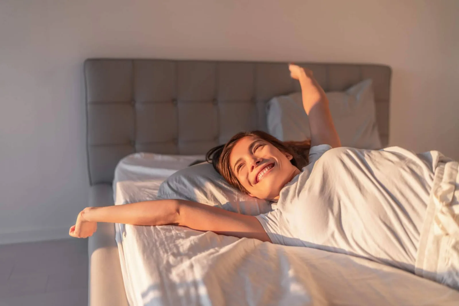 Jet lag en vacaciones, cómo recuperar el sueño y descansar mejor tras un cambio de huso horario